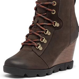 Sorel Joan Uptown lace boot